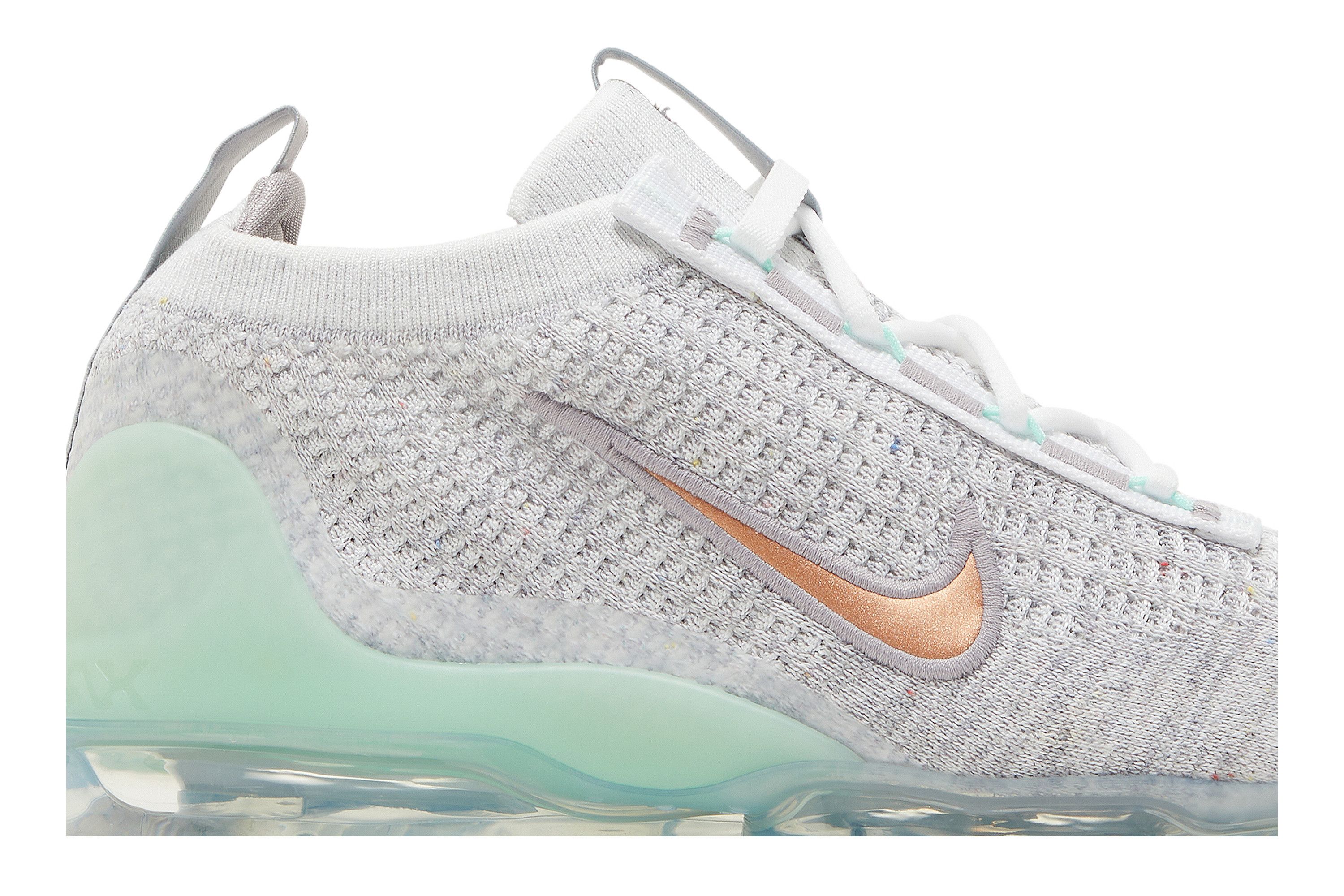 mint green vapormax