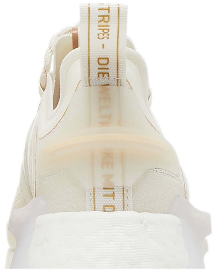 Adidas Wmns NMD R1 V3 Cloud White Magic Beige
