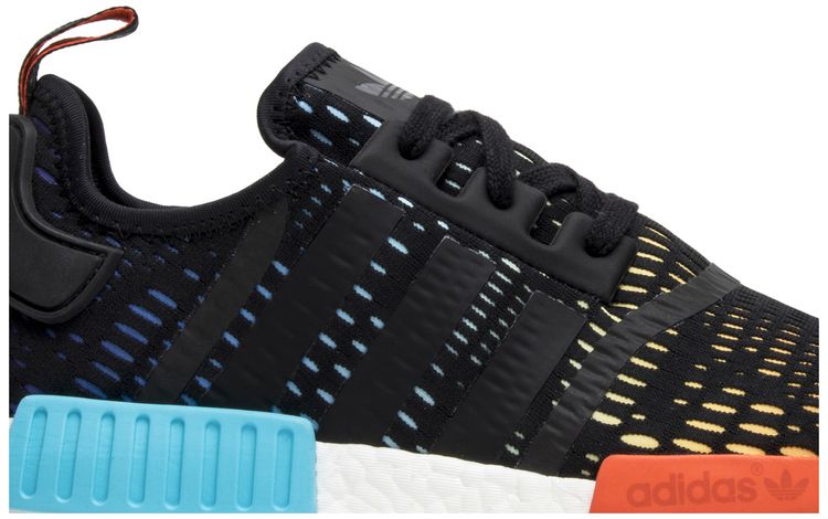 NMD R1 Rainbow