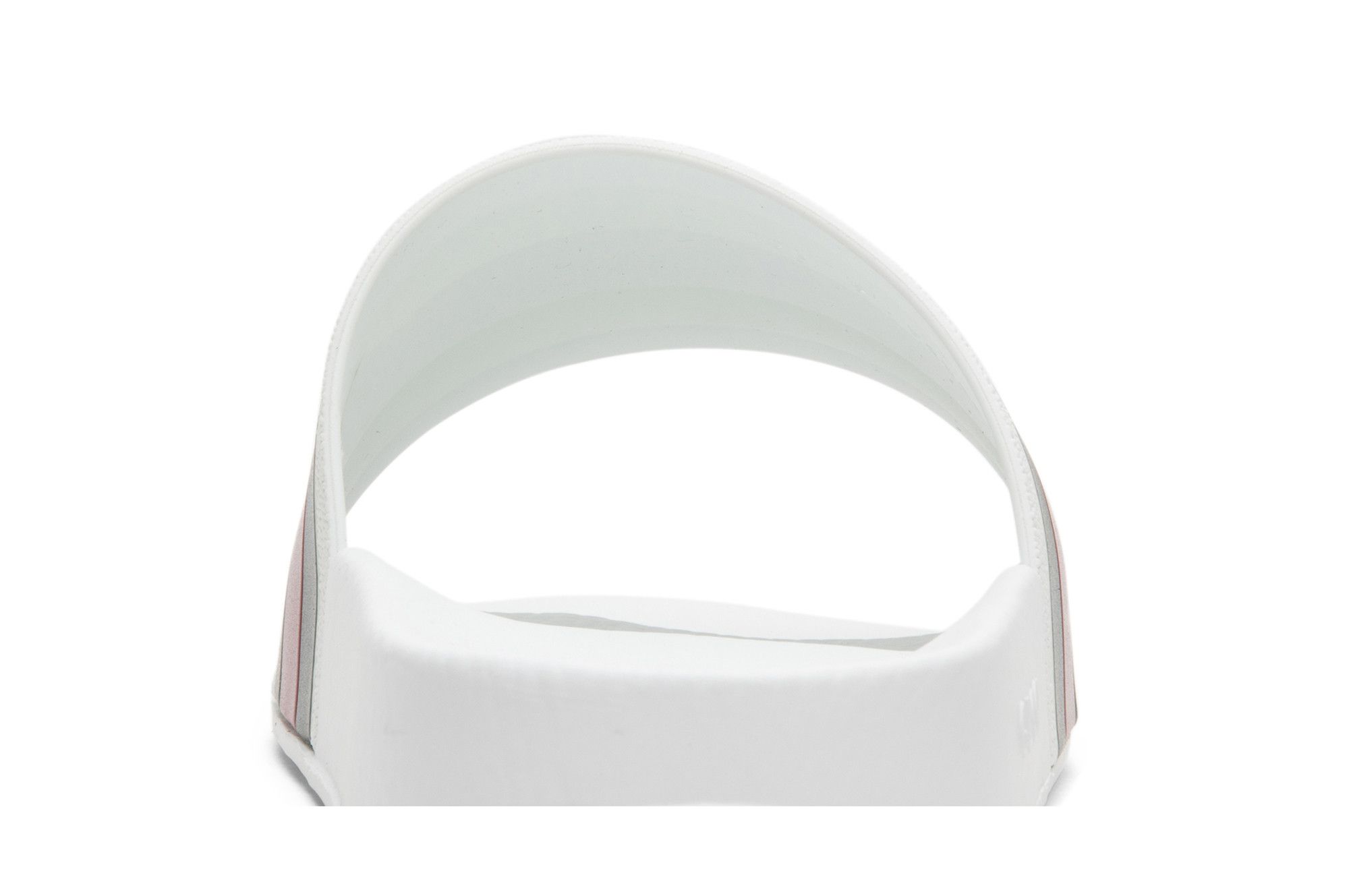 Gucci pursuit 72 slides white new arrivals