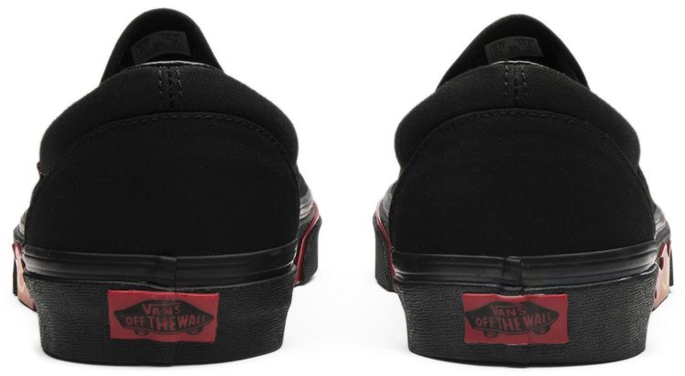 Vans Slip On Flame Wall