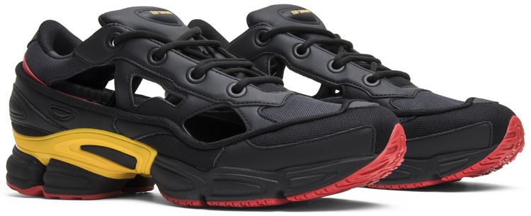 Raf Simons x adidas Ozweego Replicant Belgium