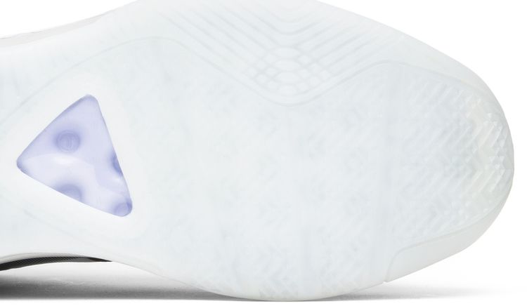 John Elliott x Nike LeBron Icon QS