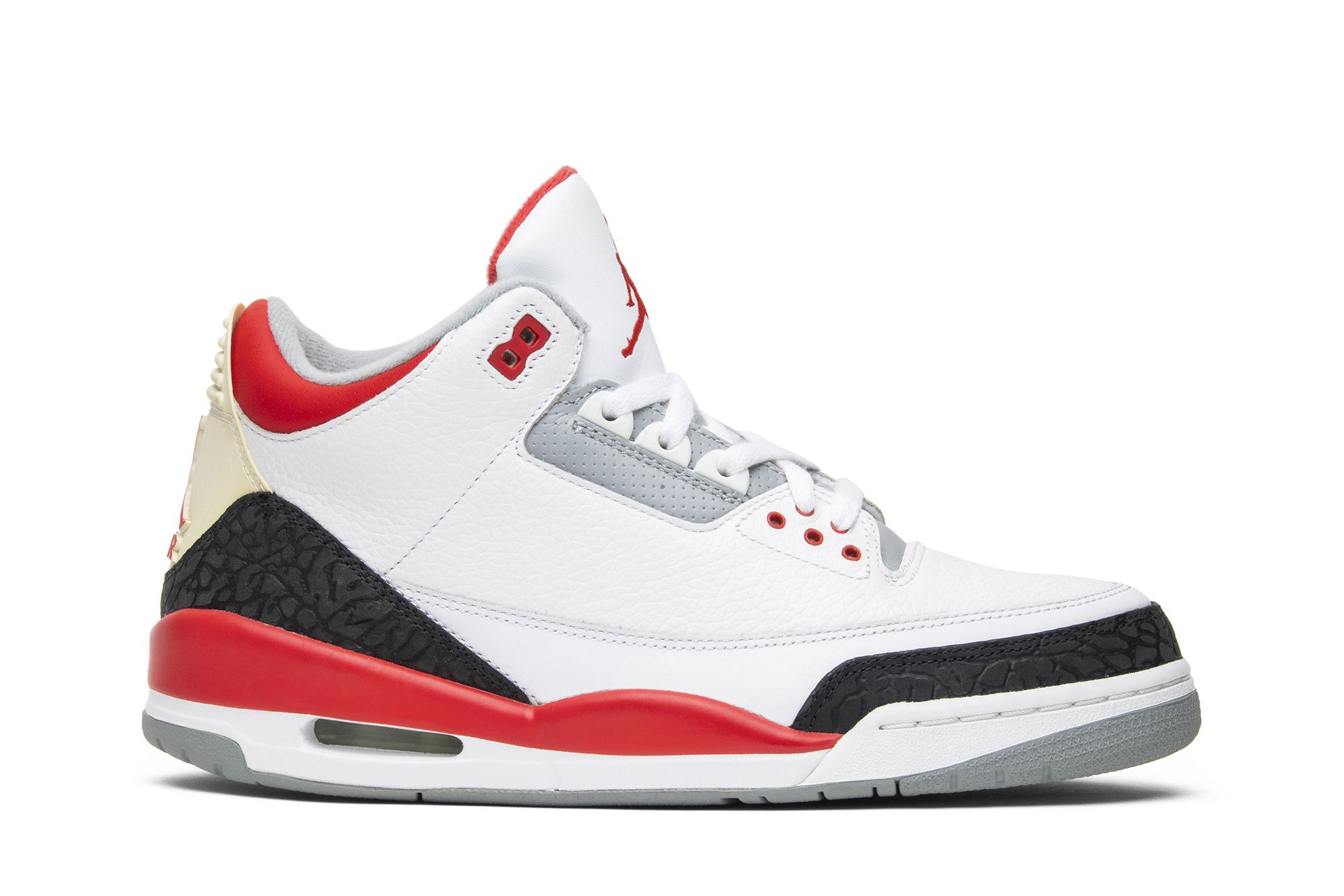 Jordans retros 3 hotsell