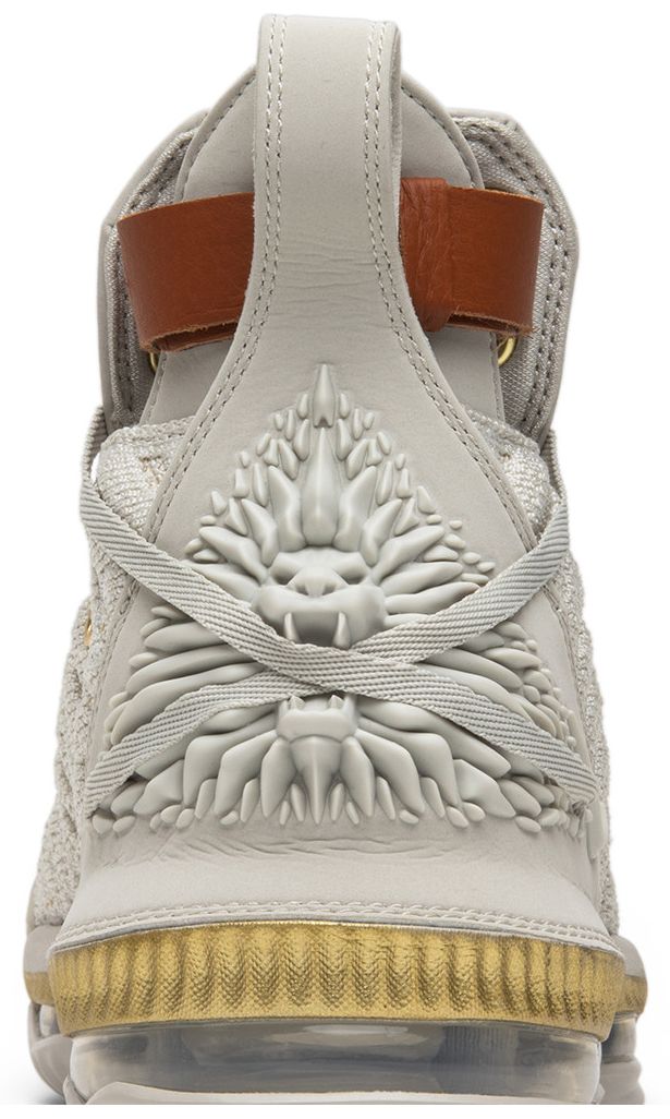 Nike HFR x Wmns LeBron 16 Sail