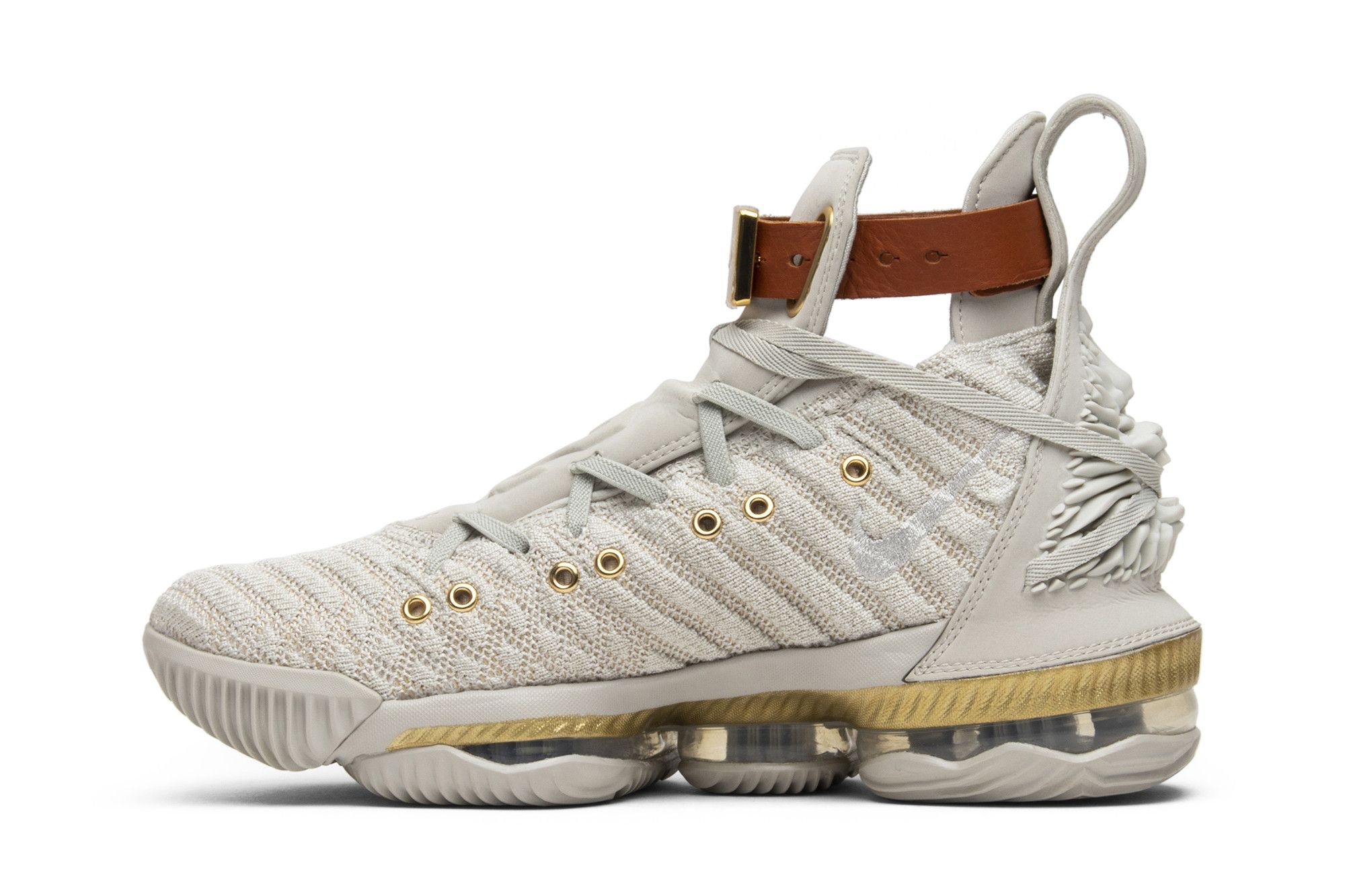 Size 10.5 HFR x Wmns LeBron 16 Sail