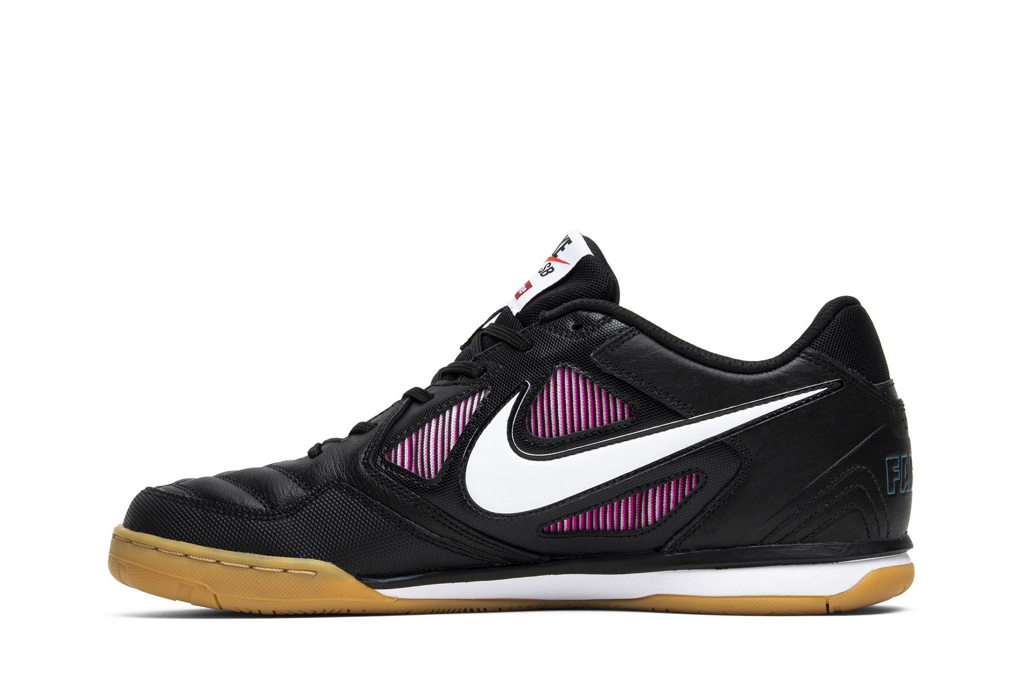 Gato supreme nike outlet