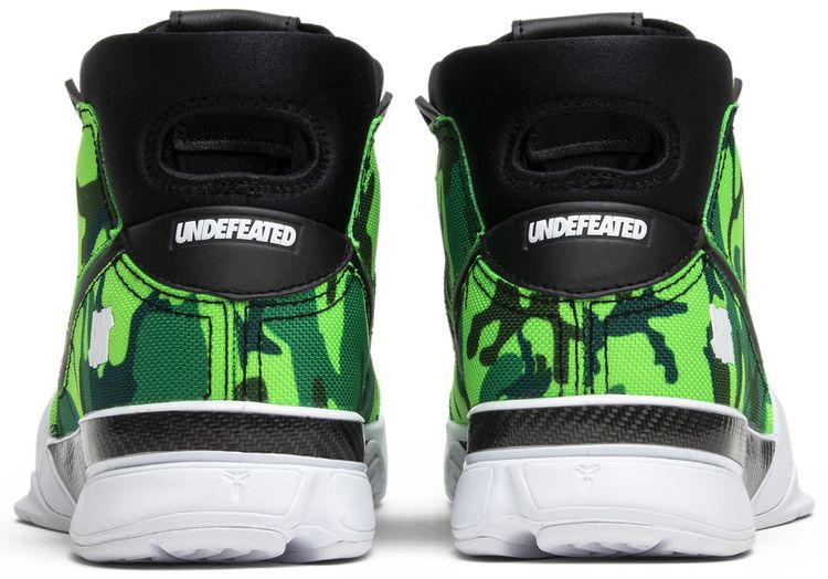 Undefeated x Nike Zoom Kobe 1 Protro Green Camo