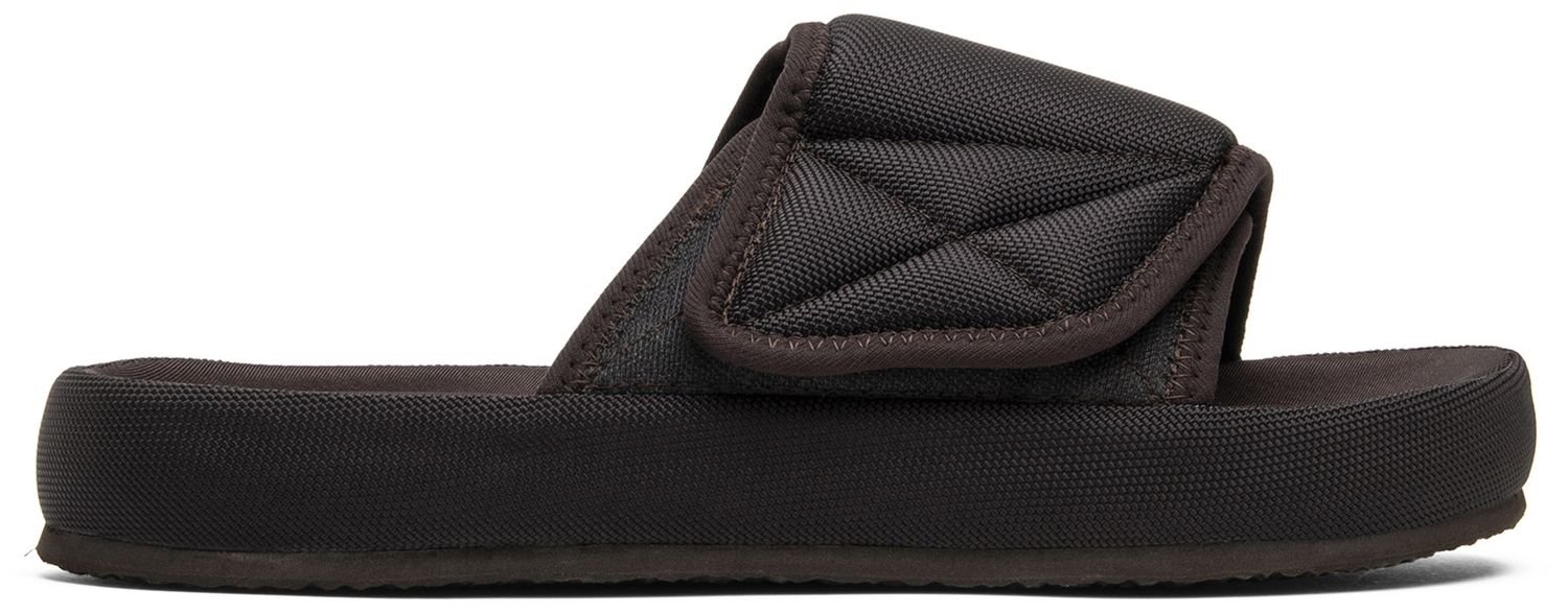 yeezy slipper