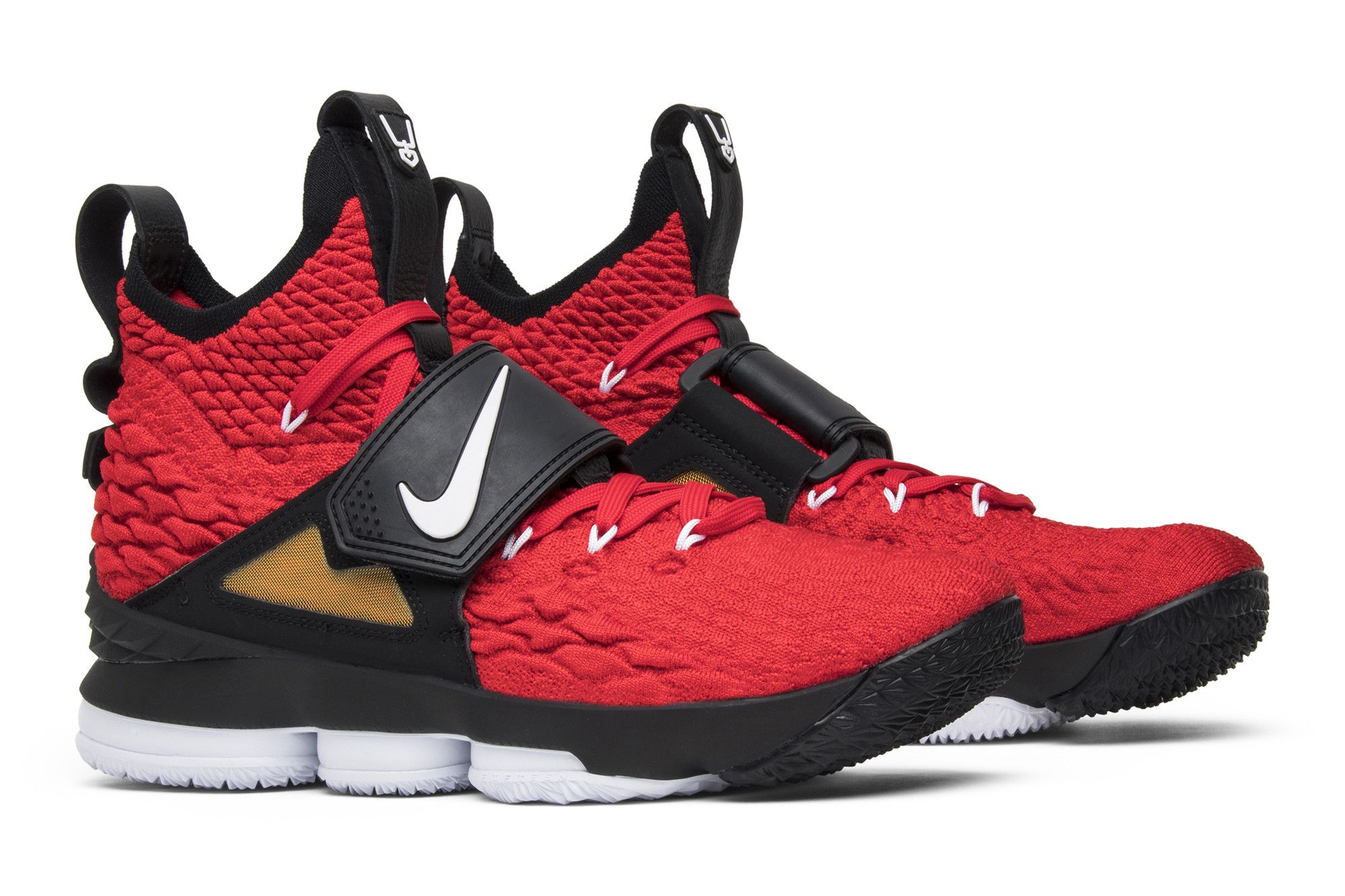 Size 10.0 LeBron 15 Red Diamond Turf PE
