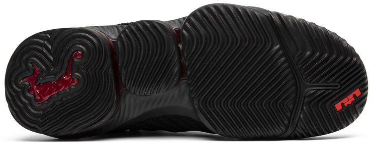 LeBron 16 Fresh Bred