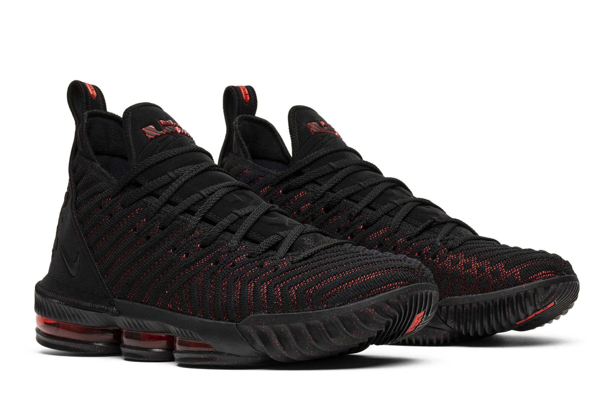 Lebron fresh bred 16 top