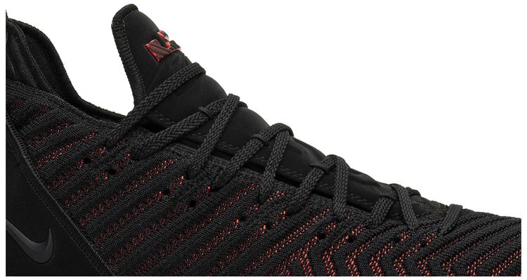 LeBron 16 Fresh Bred