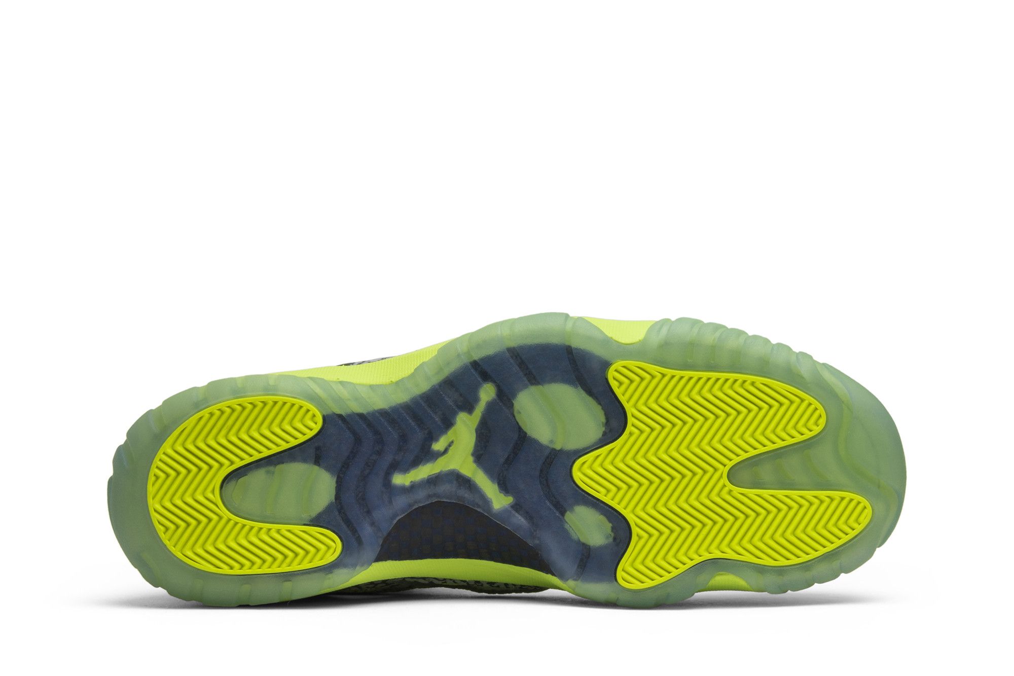 Jordan 11 low ie volt top