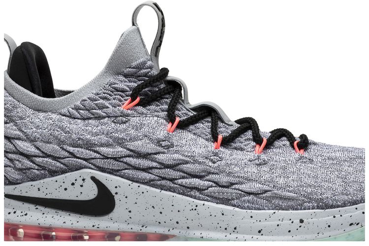 Nike Lebron 15 Low Melon