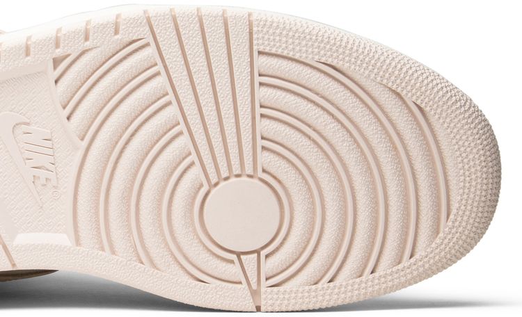 Air Jordan 1 Retro High OG Guava Ice