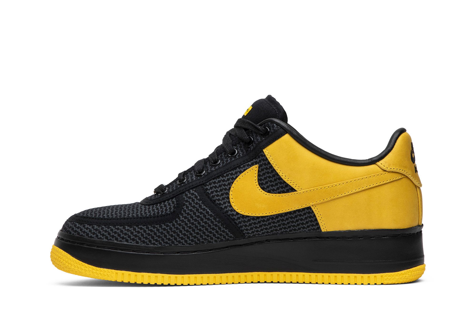 Size 10.5 Undefeated x Livestrong x Air Force 1 Low Supreme 'Livestrong'
