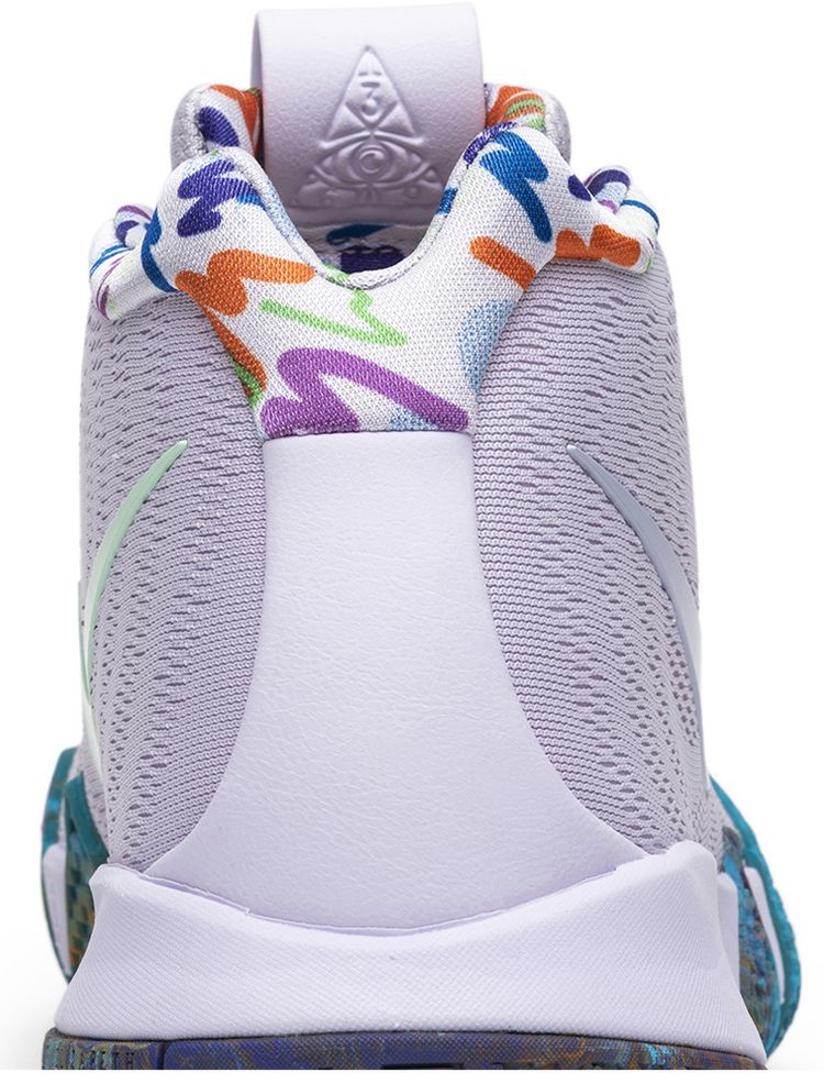 Nike Kyrie 4 90s