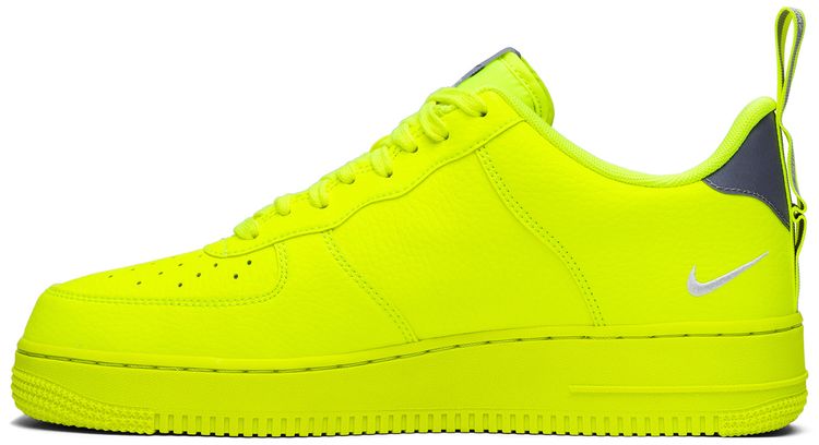 Nike Air Force 1 07 LV8 Overbranding