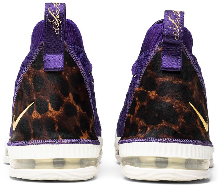 LeBron 16 King Court Purple