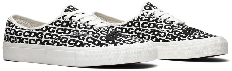 Comme des Garcons x Authentic CDG Print   Black White 2018