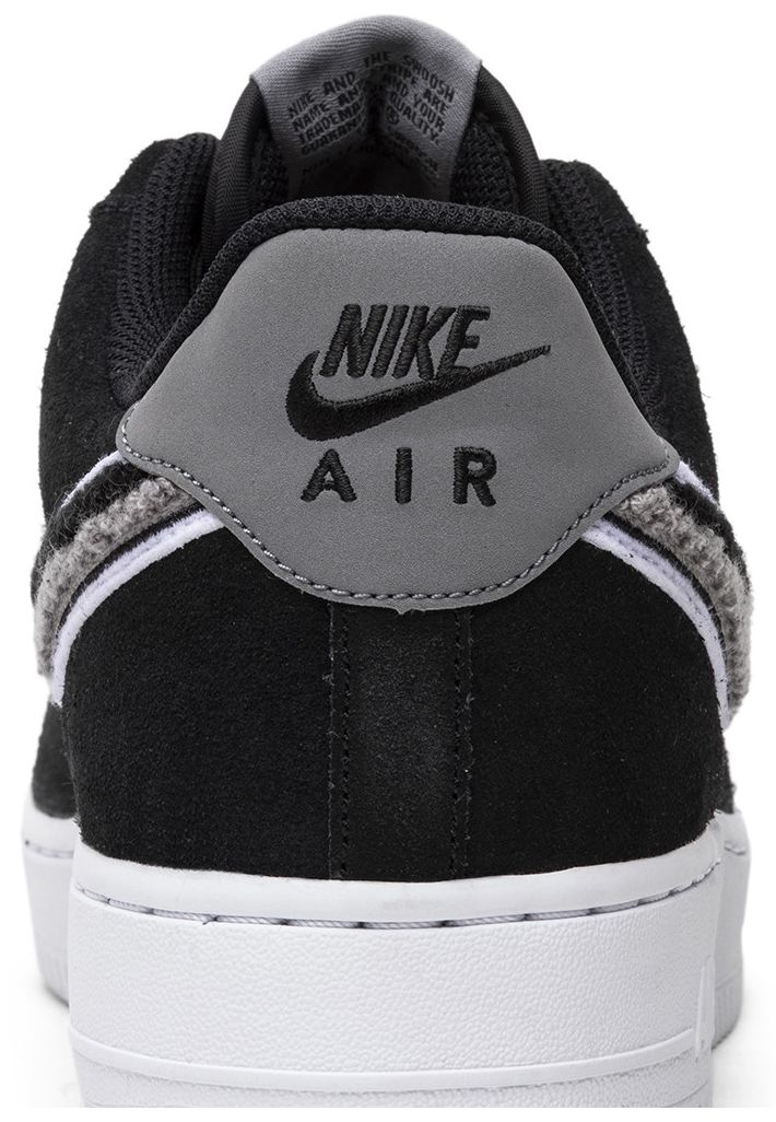 Nike Air Force 1 07 LV8 Chenille Swoosh