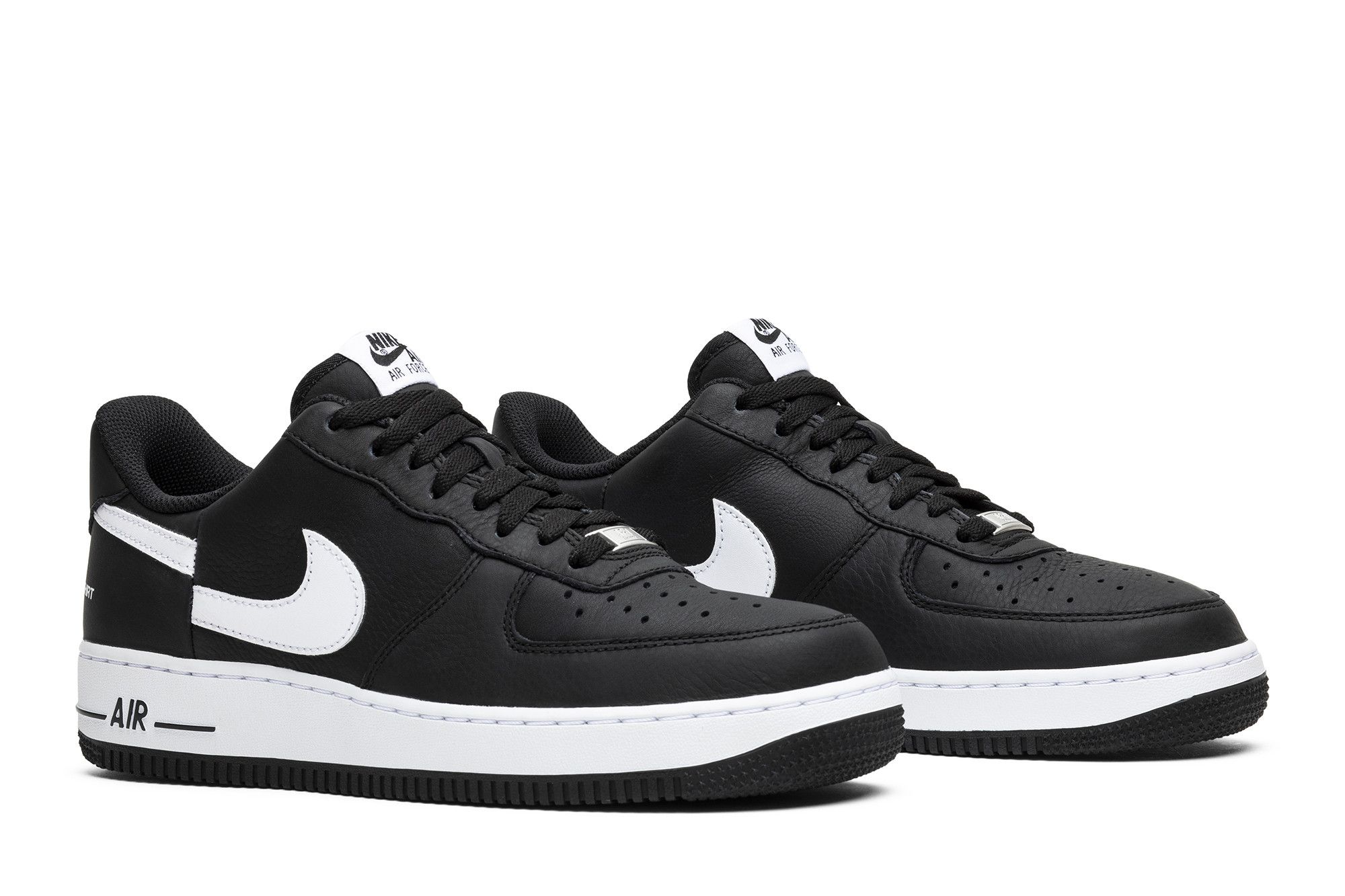 Comme de garcon nike supreme store