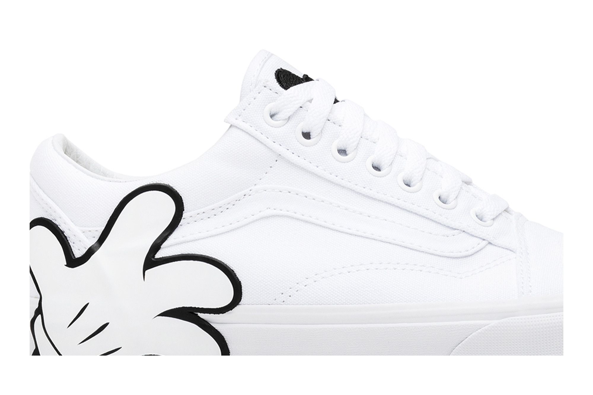 Disney by vans mickey old skool true white skate shoes new arrivals