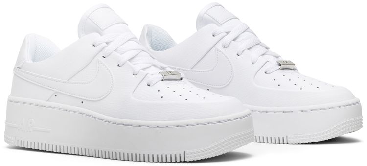 Nike Wmns Air Force 1 Sage Low Triple White