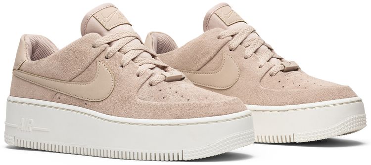 Nike Wmns Air Force 1 Sage Low Particle Beige
