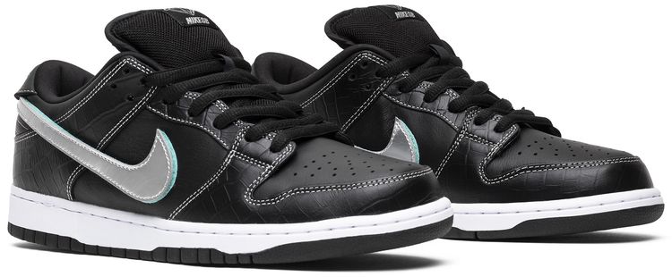 Diamond Supply Co x Nike Dunk Low Pro SB Black Diamond