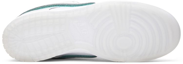 Diamond Supply Co x Dunk Low Pro SB White Diamond