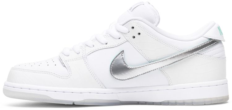 Diamond Supply Co x Dunk Low Pro SB White Diamond