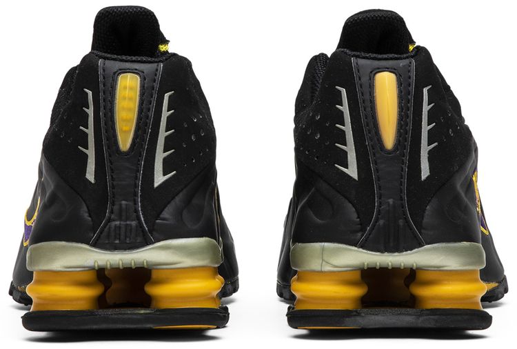 Nike Shox R4 LA
