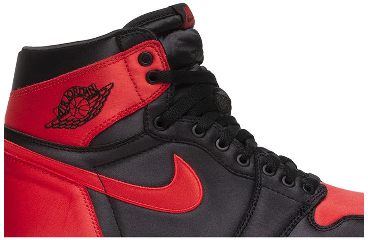 Air Jordan 1 Retro High OG SE Satin Banned 2016