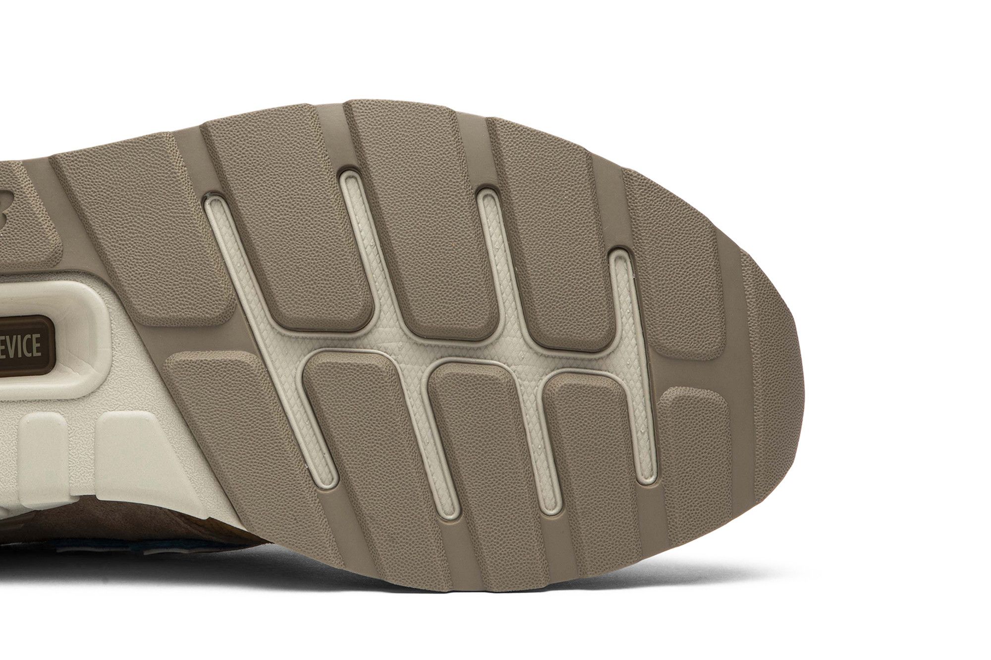 Buy Kith x nonnative x 997S Dune MS997TH GOAT