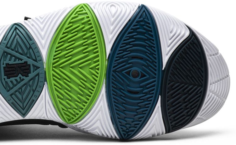 Nike Kyrie 5 Black Magic