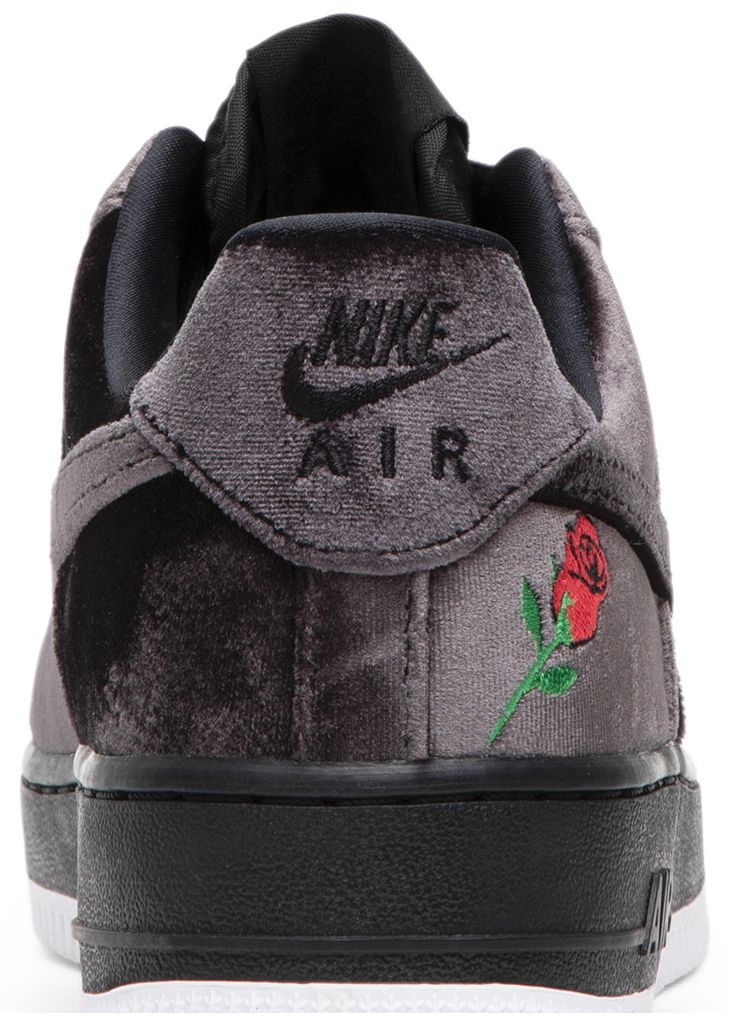 Nike Air Force 1 07 QS Velvet Rose