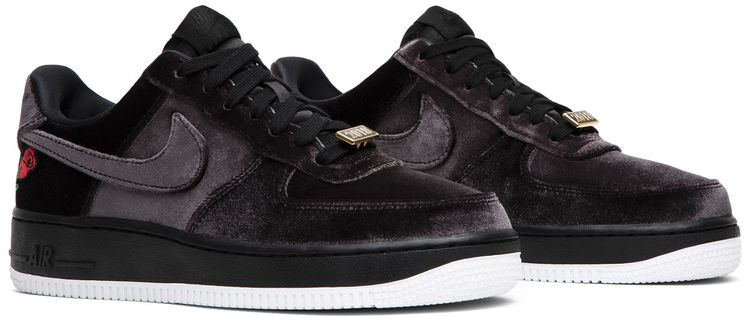 Nike Air Force 1 07 QS Velvet Rose