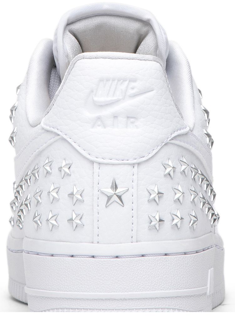 Nike Wmns Air Force 1 Low Star Studded