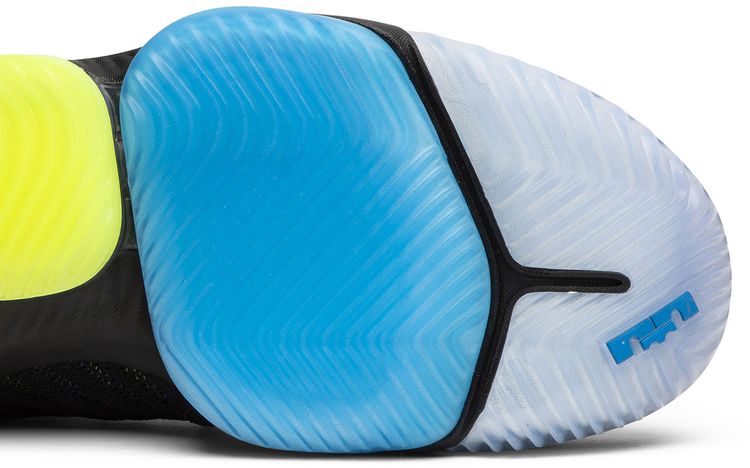 Nike LeBron 16 I Promise