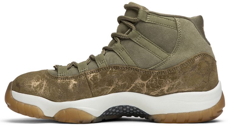 Wmns Air Jordan 11 Retro Olive Lux