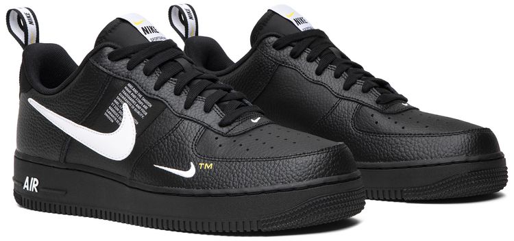 Nike Air Force 1 07 LV8 Overbranding