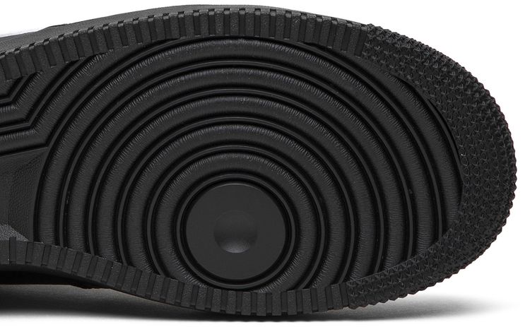 Nike Air Force 1 07 LV8 Overbranding