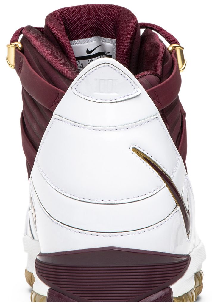 Nike Zoom LeBron 3 Retro Christ the King 2018