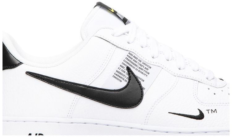Air Force 1 07 LV8 Overbranding