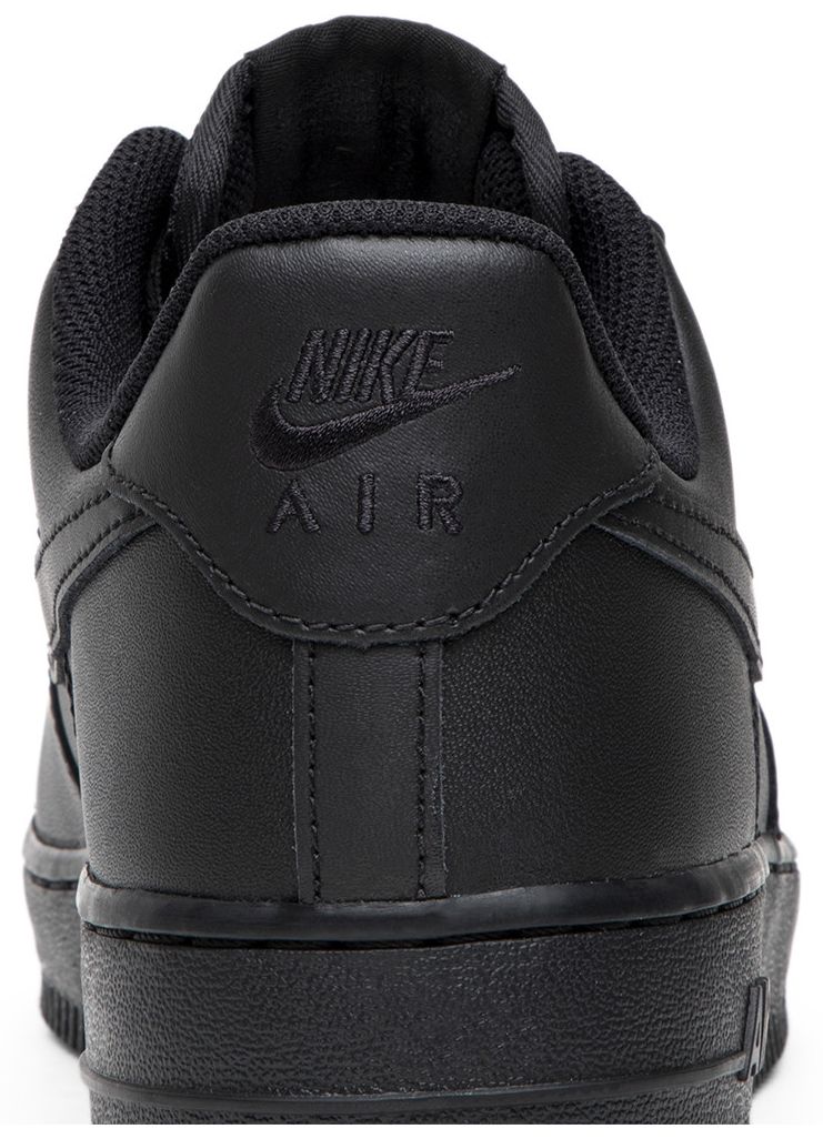 Nike Air Force 1 07 Black