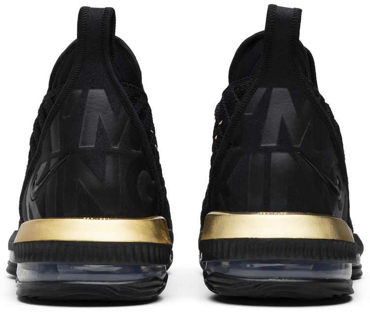 LeBron 16 Im King