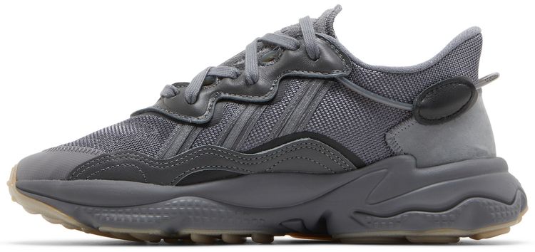 Ozweego Grey Gum