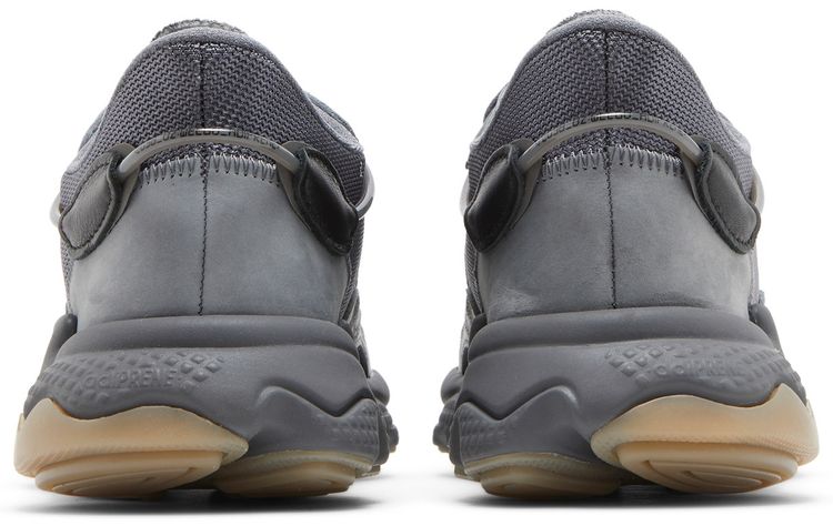 Ozweego Grey Gum